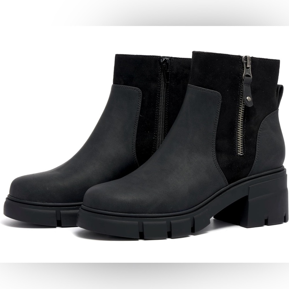 Women’s Black Boots - Size 6